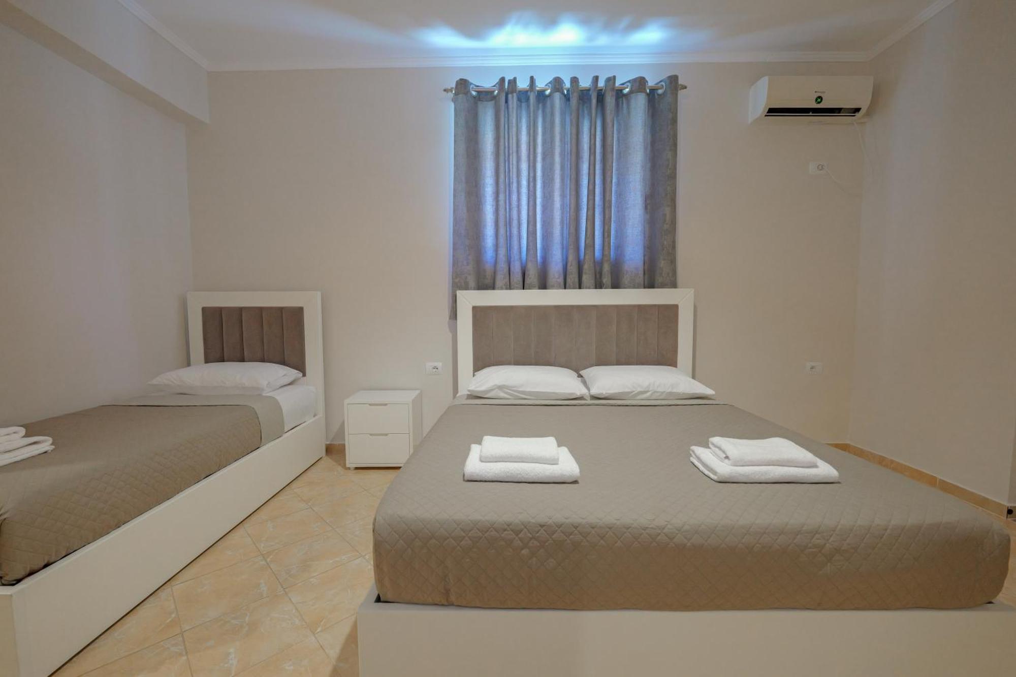 Hotel Deja Vu Ksamil Szoba fotó